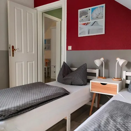 Kleine Ferienoase Am Plauer Dom wakacyjny